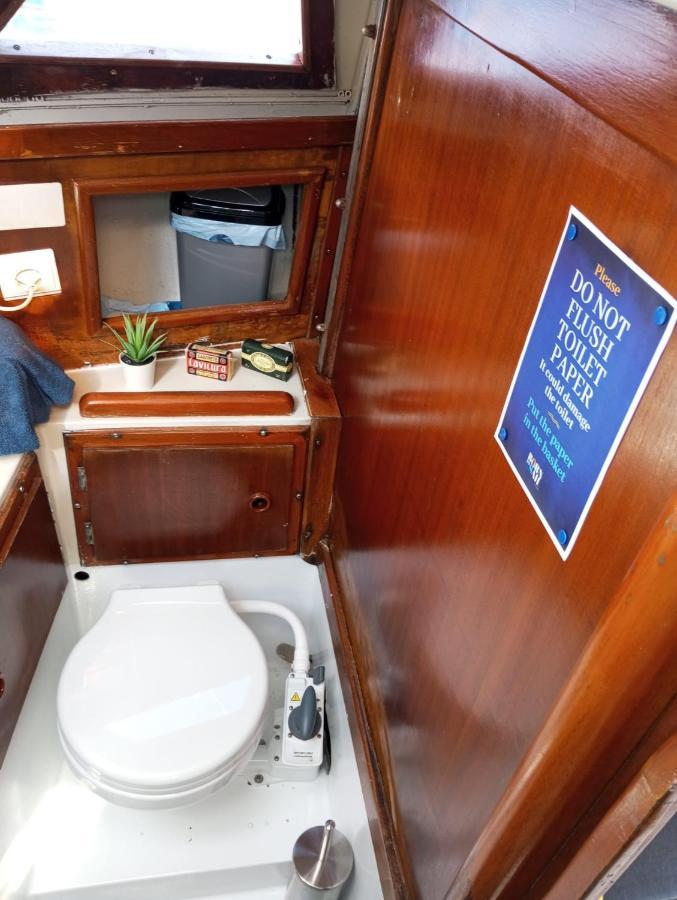 Hotel Lisbon Cosy Boat Exterior foto